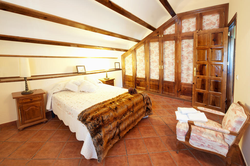 Apartamentos El Pajar Del Abuelo Peralejos de las Truchas Quarto foto