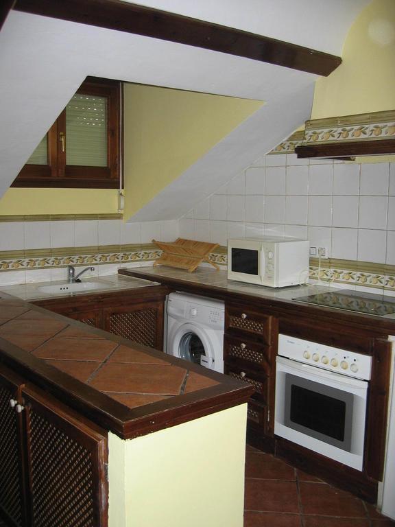 Apartamentos El Pajar Del Abuelo Peralejos de las Truchas Quarto foto